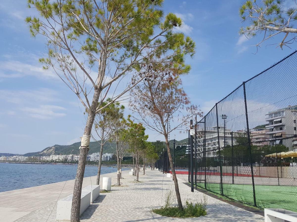 H&M Hotel Vlorë Eksteriør bilde