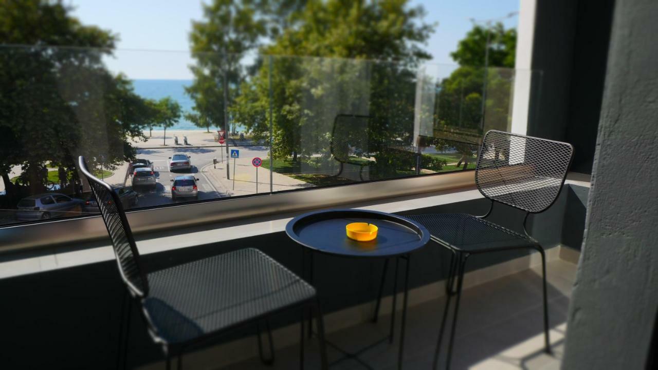 H&M Hotel Vlorë Eksteriør bilde